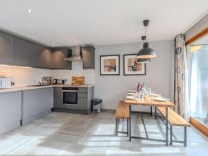 Appartement 3 pièces rénové à Morzine, proche centre, WiFi inclus - FR-1-754-68