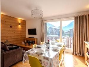 Appartement rénové 4 pièces calme à Morzine - FR-1-754-23
