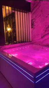 Sparadise : Jacuzzi et Sauna - Le Breuil