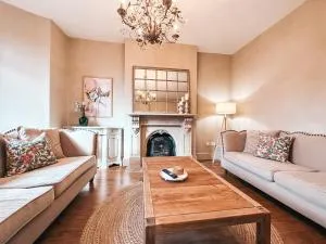 Ty Crindau by Solace Stays (Pool Table) - 昆布兰