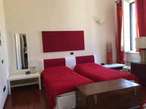 Camera Matrimoniale/Doppia con Letti Singoli con Bagno Privato
