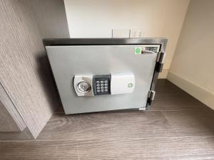 Sun Apartment 302