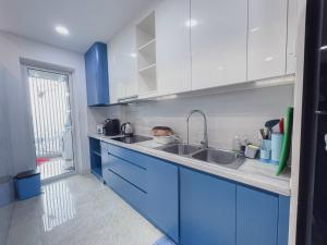 SUNRISE CITY APARTMENT DISTRICT 7 HCM, 3 BEDROOMS