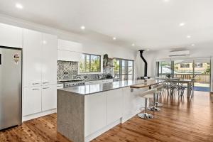 Shoalax at Shoal Bay