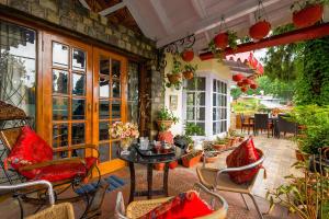 Westwood Villa by VEO, StayVista - 3BHK with Bonfire & Lawn
