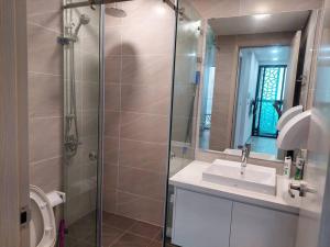 Anland Lakeview luxury apartment with park, Aeon Mall