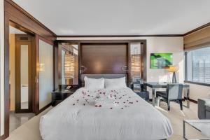 VDARA HOTEL Premium Studio SuiteFREE VALET PARKING