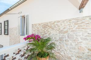 Apartment Karuzz Heated Jacuzzi