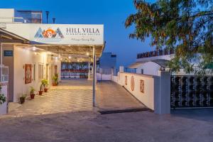 The Grandeur Suite in a Lakefront Luxury Villa