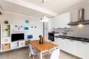 House & Villas - Moon on the Sea