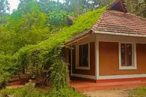 2Bhk River Side Cottage 11km Way From Ranipuram - Kallar