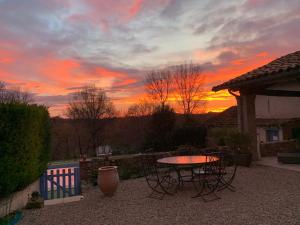 B&B / Chambres d'hotes MAISON BEAUMONT : photos des chambres