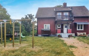 Nice Home In Vimmerby With 4 Bedrooms And Sauna