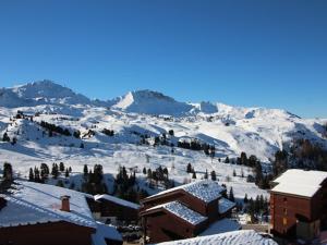 Appartement confort 3 pièces au pied des pistes, balcon et WIFI - FR-1-181-2108