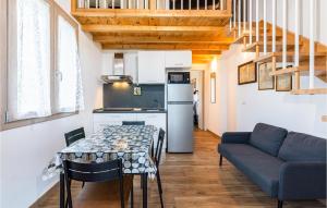 Gorgeous Apartment In Rignano Sullarno