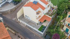 flowers island house 4