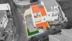 flowers island house 4