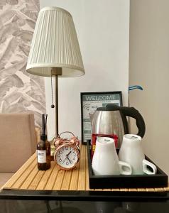 City Nest Makati with Rooftop pool and Free Netflix