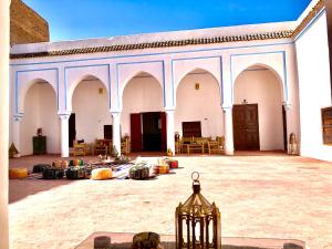 Riad bounaylat