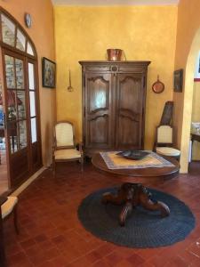 Maison de 1820 dans un écrin de verdure de 2 ha