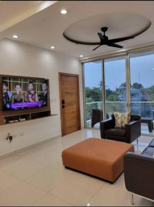 3BR Oasis Near Beach with Pool, Parking and Security