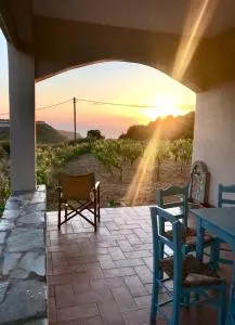 Les Oliviers Villa with Sea view on Petani Beach - Agía Thékli