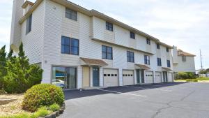 Oceanside, Close to Beach Access, Community Pool, KHSDD1, Sea Dunes D1