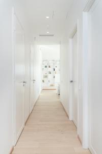 Brand new 2bdroom Free Parking Apartment