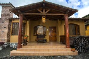 Hosteria Rumipamba De Las Rosas