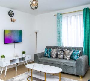 Tinas cosy 2br : Wi-fi & Parking in Milimani