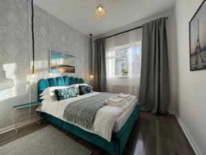 Central Welling Flat