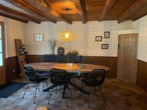 Maisons de vacances 9 pers. groot huis met veel ruimte in de Limousin - Frankrijk : photos des chambres