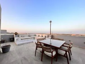 Beautiful Rooftop Retreat in Zayed - ‘Izbat Yūsif Barrādah