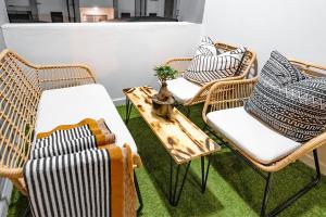 Midrand Classy & Eclectic 1-Bed wThrowback Vibes