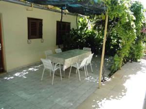 Apartment in Primosten - Sibenik Riviera 35152