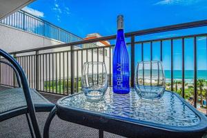 WINTER RATES! Breathtaking Oceanfront Suite Grand Cayman 451