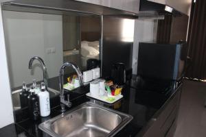 Cozy Studio Unit @Ciputra World Surabaya