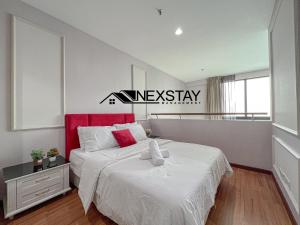 Cozy i-City Duplex Getaway by Nexstay