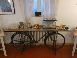 Hotels Le Mas des Quintrands Manosque - Motel de charme : photos des chambres