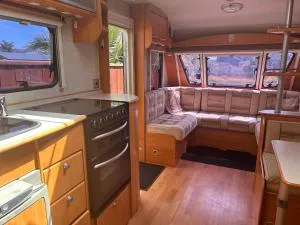 Kiwi Caravan Experience - Port Motueka