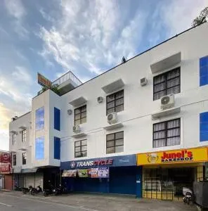 Three U's Pension House - Camotes Islands