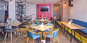 Atour Hotel Qinhuangdao Railway Station Yingbin Road