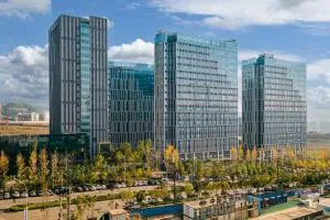 昆明长水国际机场亚朵酒店 - 鸡街