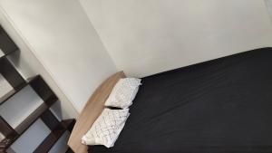 Метро Академгородок Житомирская 10мин пешком Академмістечко Вернадского 65 КУП НАНУ Європейський університет Міні-смарт квартира