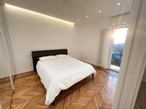 Attici Alba e Tramonto Ospedale e Vista