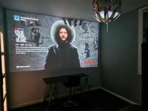 Maison du Château deau Proche Disney, Parc Astérix, CDG, Paris, Parc des exposition