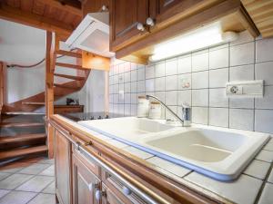 Apartment Les Hauts des Chavants -2 by Interhome