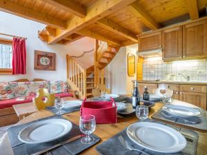 Apartment Les Hauts des Chavants -2 by Interhome