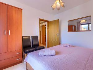 Apartment Alba-5 by Interhome