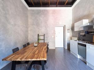 Apartment Antico Balcone by Interhome